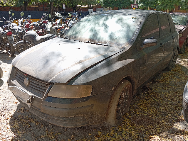 FIAT STILO 1.8 ANO 2003/2004