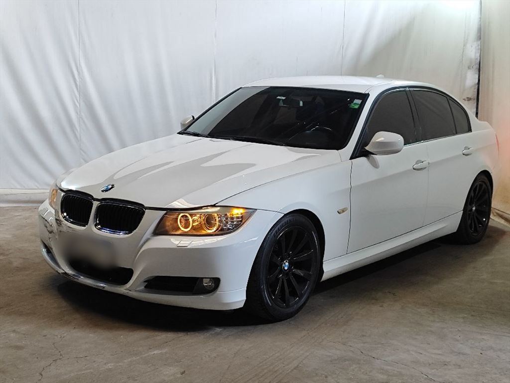 BMW 320I PG51 ANO 2010/2011